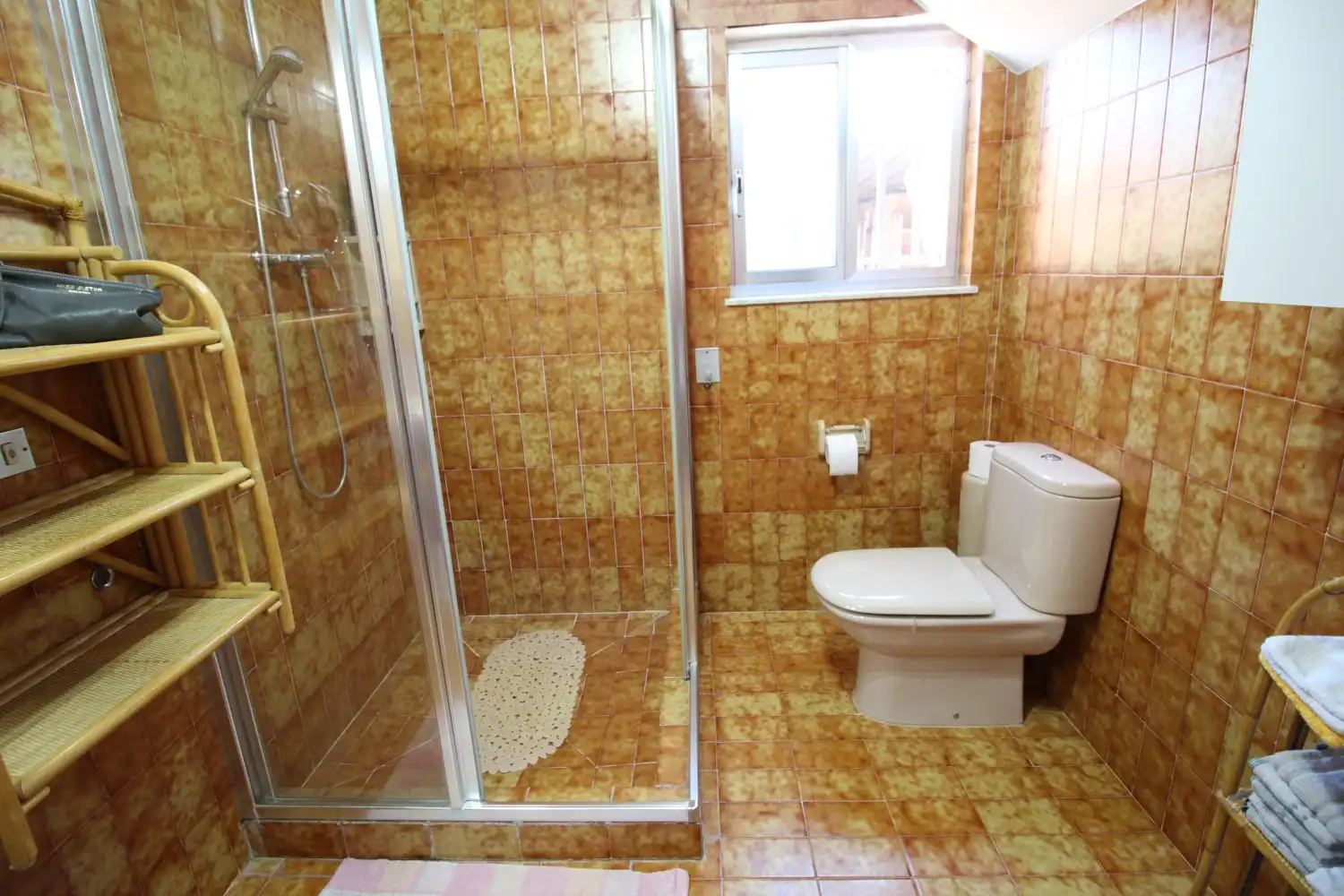 Baño de Casa o chalet en venta en Almenara con Aire acondicionado, Calefacción y Jardín privado