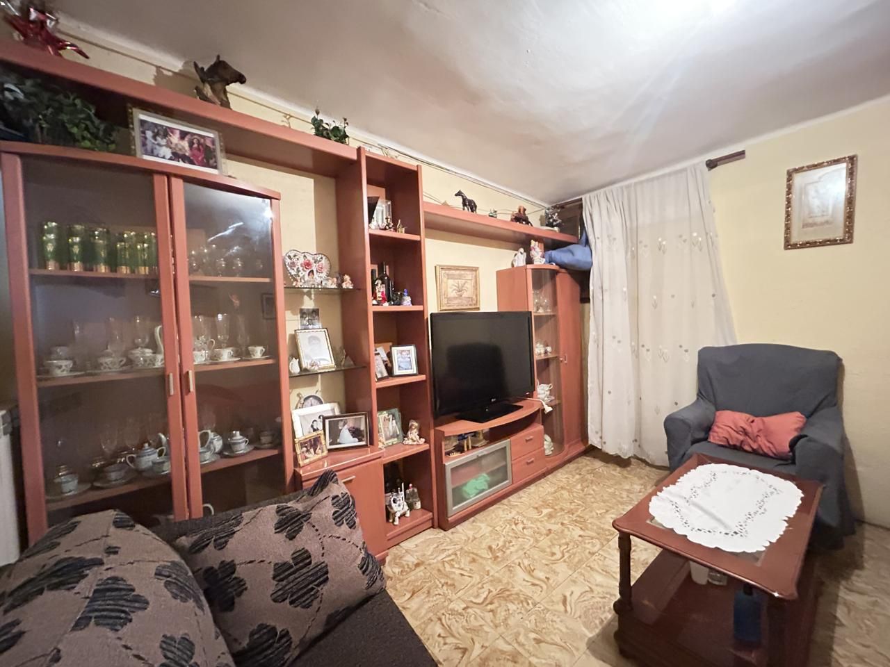 Sala d'estar de Casa o xalet en venda en Tudela amb Calefacció i Traster