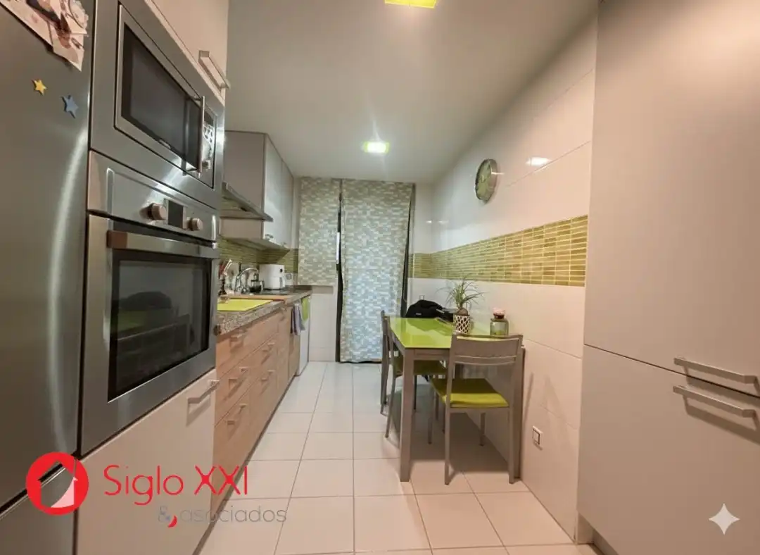 Flat with lift for sale in El Pilar, imagen 4