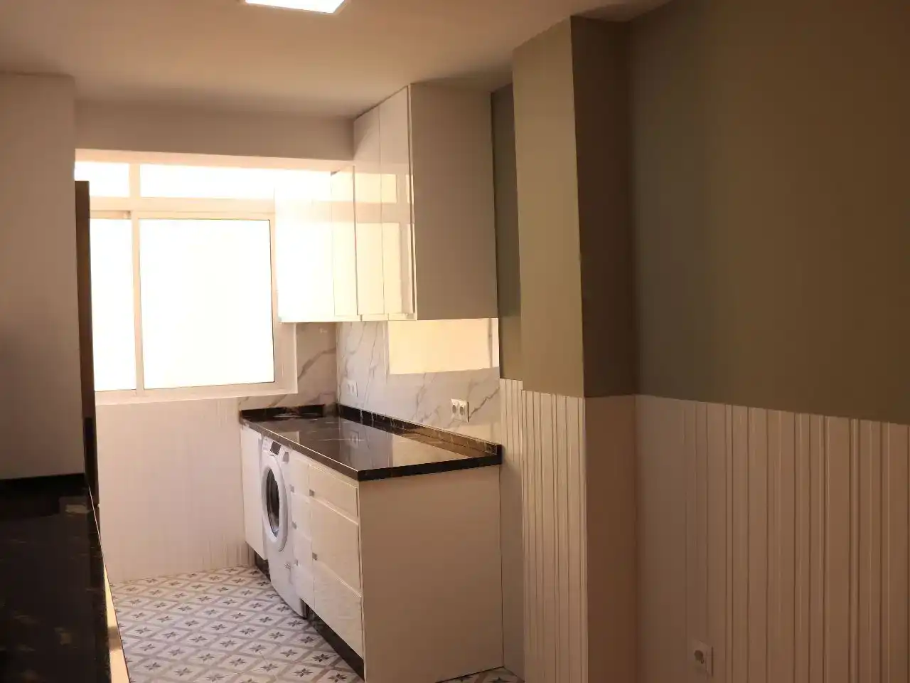 Küche von Dachboden zur Miete in Málaga Capital mit Klimaanlage und Balkon