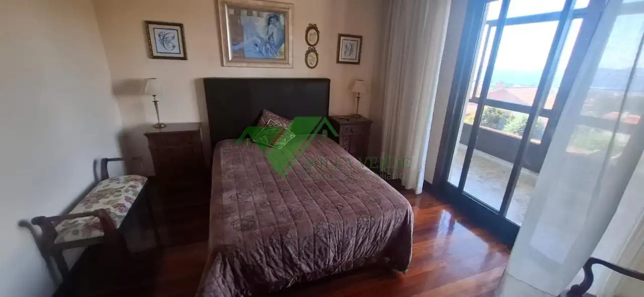 Habitación de Casa o chalet en venta en Vigo  con Calefacción, Terraza y Trastero