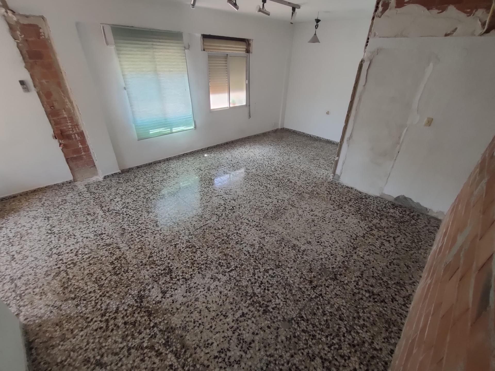 Pis en venda en La Pobla de Vallbona amb Aire condicionat, Terrassa i Traster