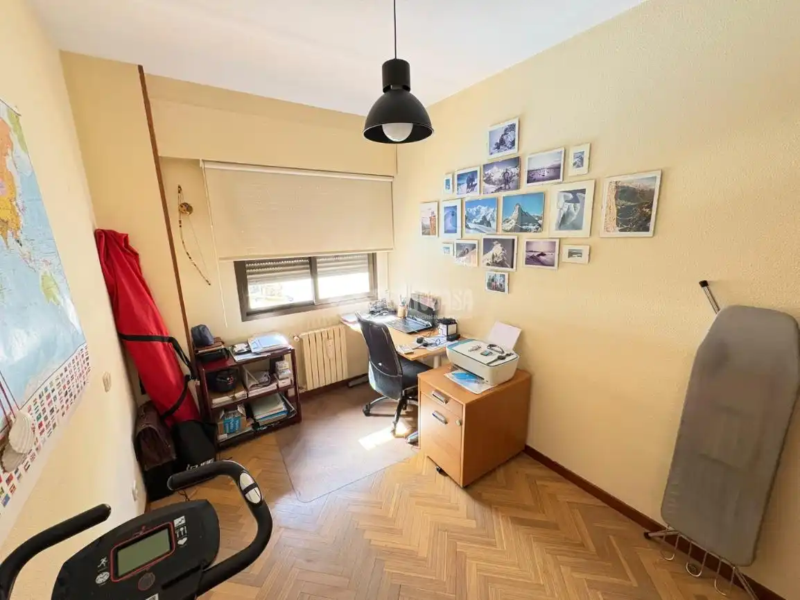 Piso en venta en Madrid con Aire acondicionado, Parquet y Piscina comunitaria