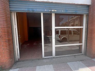 Local comercial en venda a cami del Angel