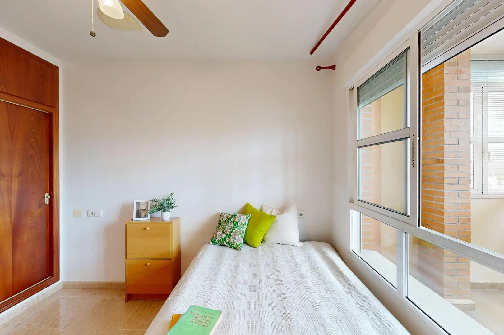 Piso en venta en ANGEL BRUNA, 1, Barrio de Peral - San Félix