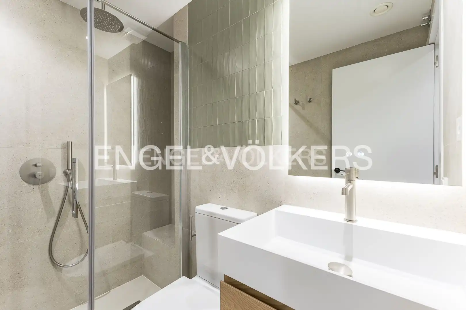 Baño de Piso en venta en Barcelona con Aire acondicionado, Calefacción y Parquet