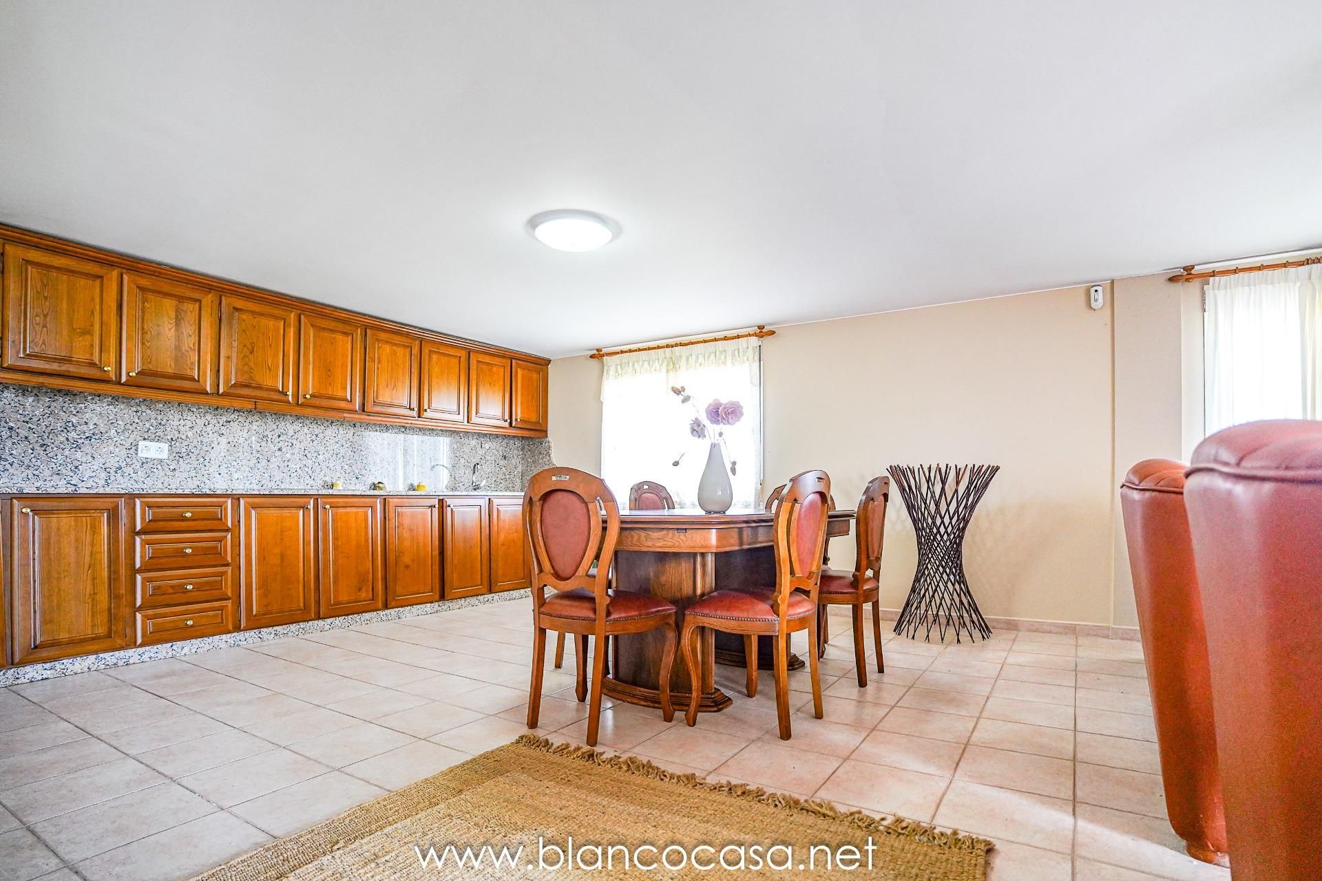 Comedor de Casa o chalet en venta en Malpica de Bergantiños con Jardín privado, Terraza y Trastero