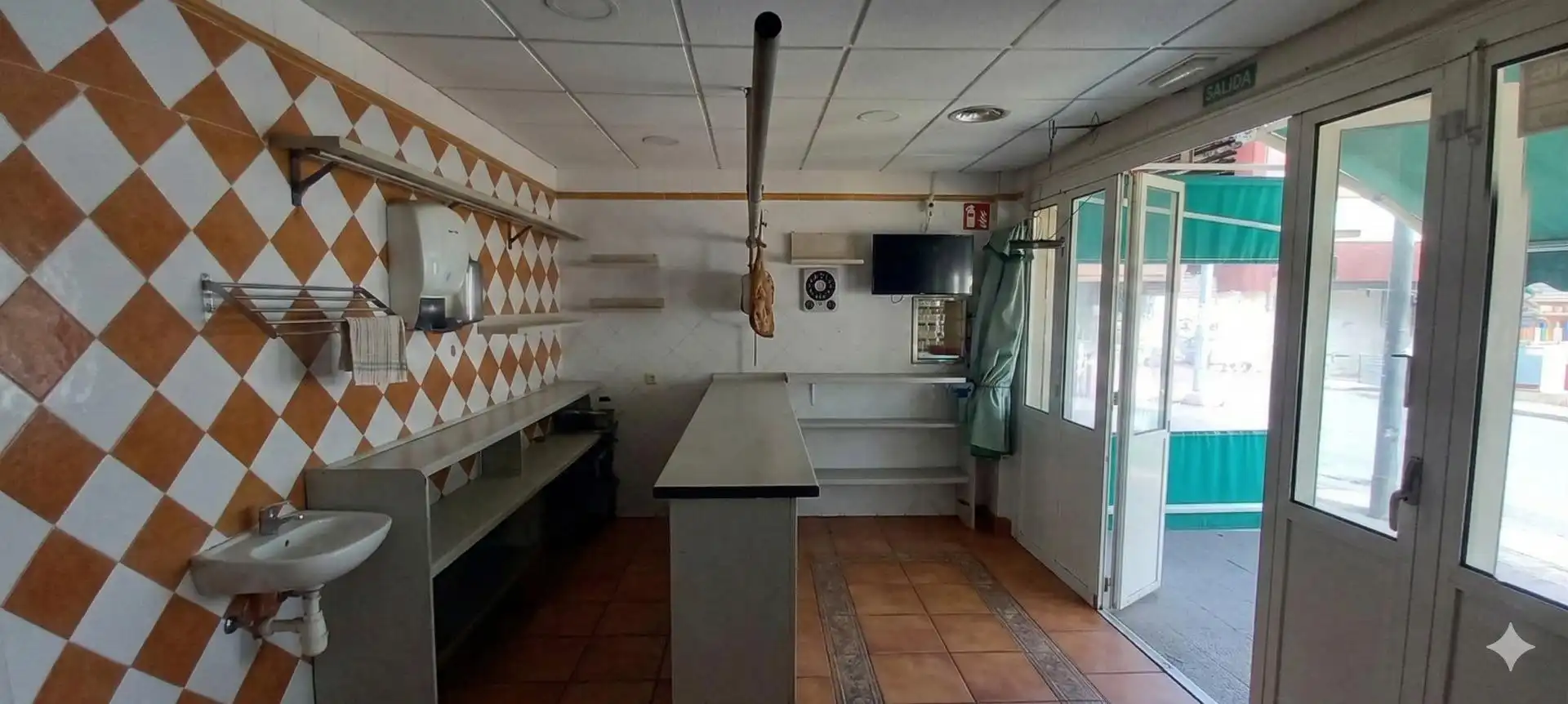 Kitchen of Commercial properties for sale in Vigo 