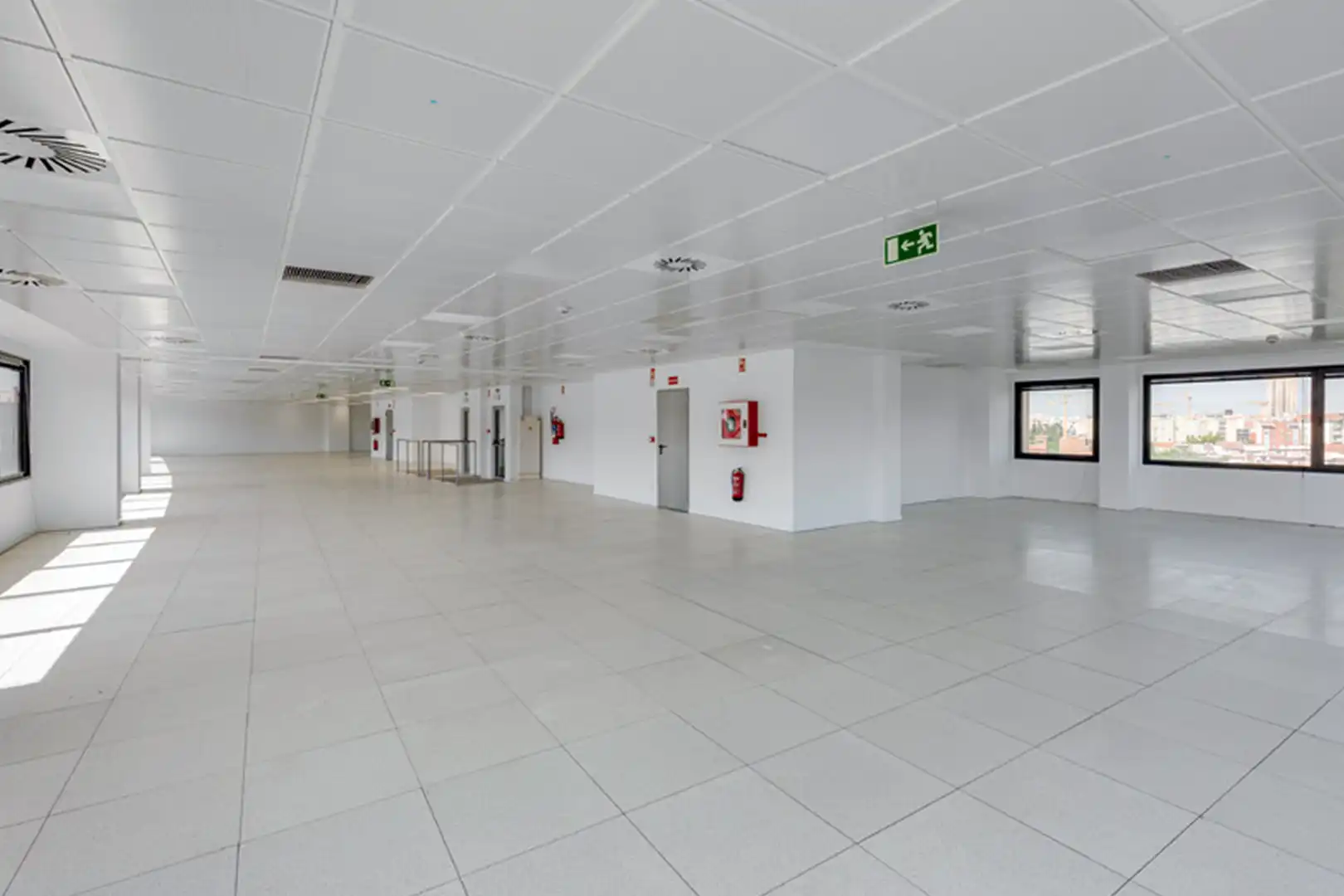 Büro mit Aufzug zur Miete in Calle de Juan Esplandiú, imagen 8