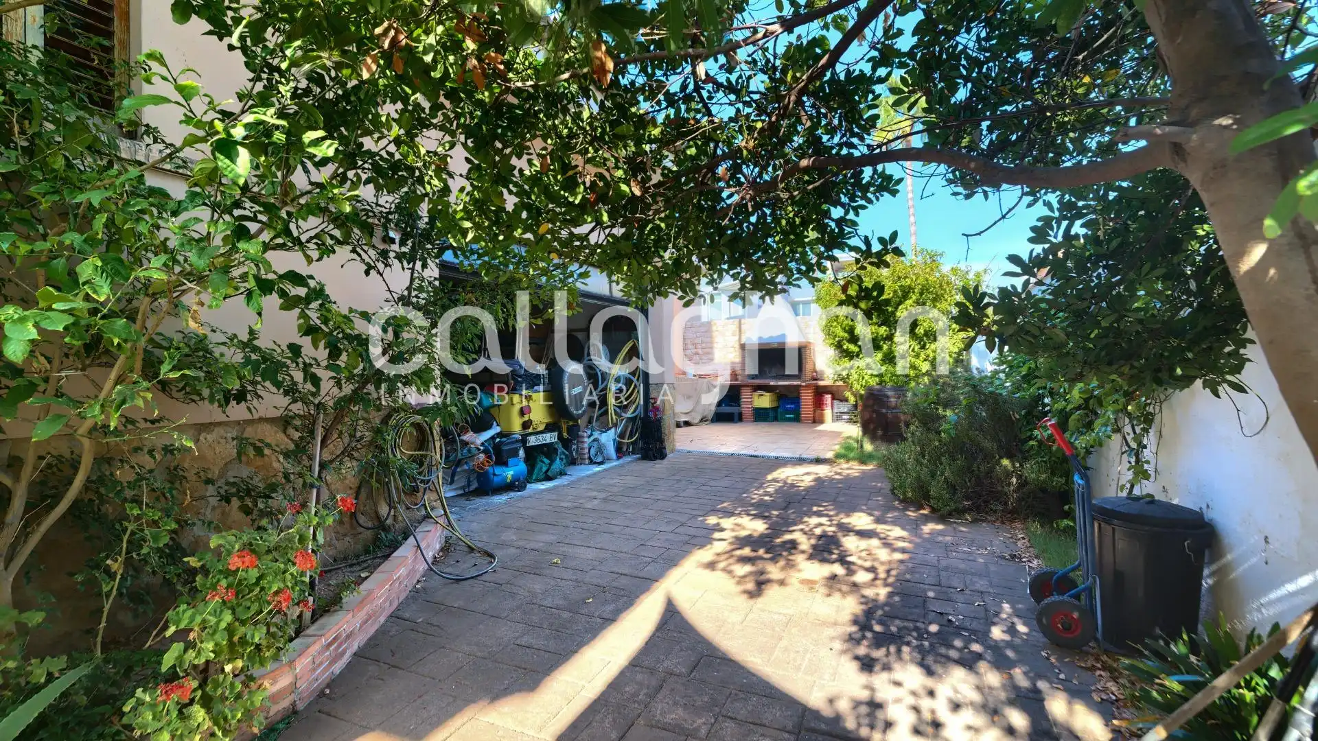 Exterior view of Houses for sale in Sagunto / Sagunt  with Private garden