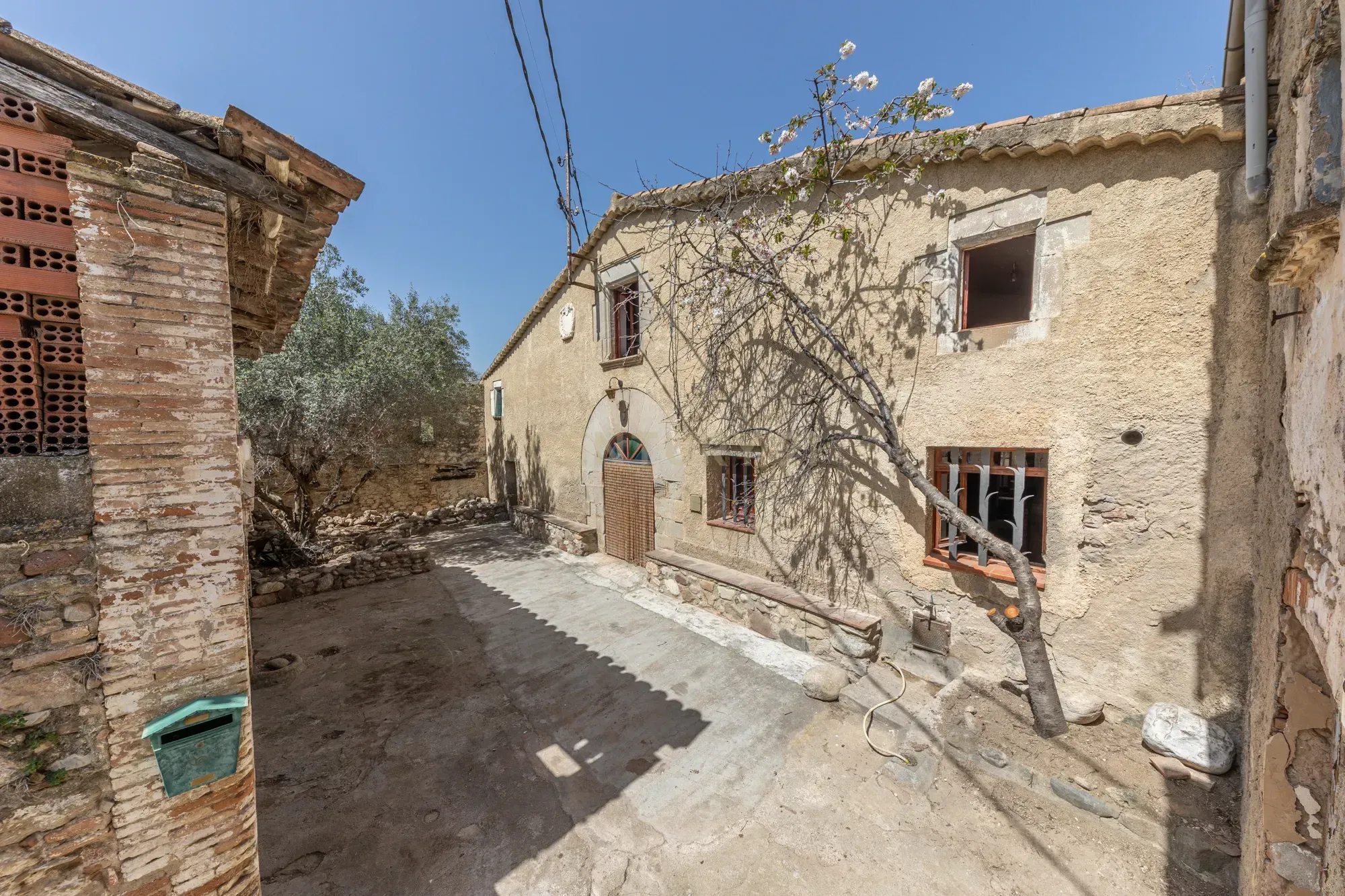Vista exterior de Casa o chalet en venta en Lliçà d'Amunt