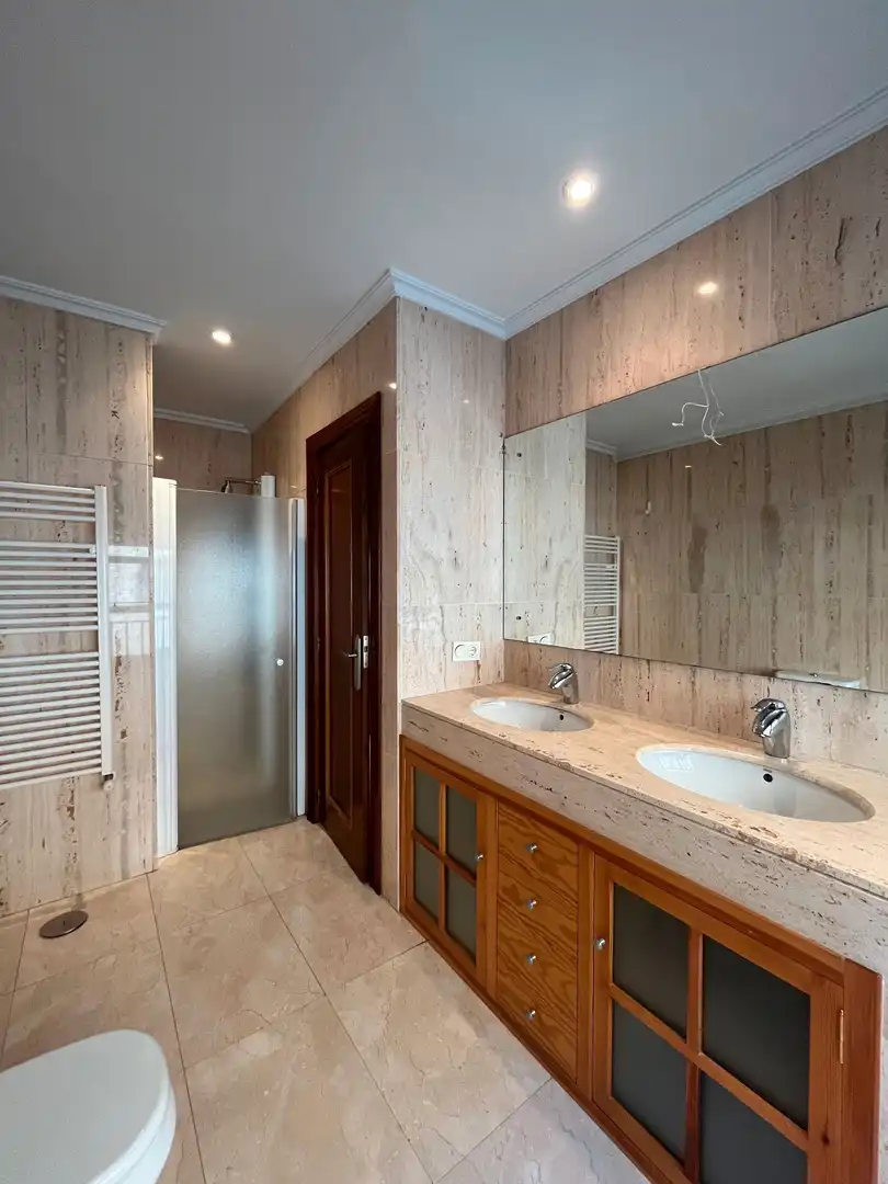 Houses for sale in Calle Coria, Centro Ciudad