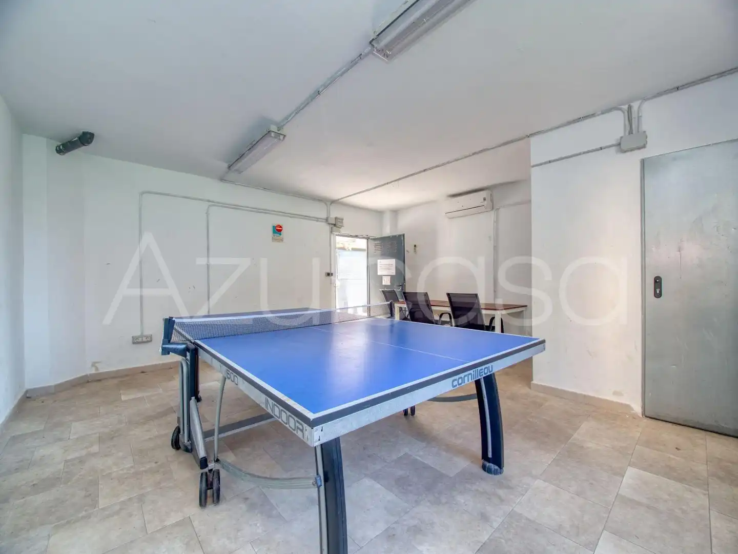 Wohnung zum Verkauf in El Campello mit Klimaanlage, Privatgarten und Parkett