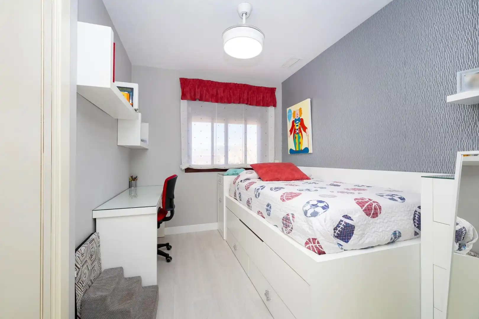 Schlafzimmer von Dachboden zum Verkauf in Motril mit Klimaanlage, Terrasse und Abstellraum