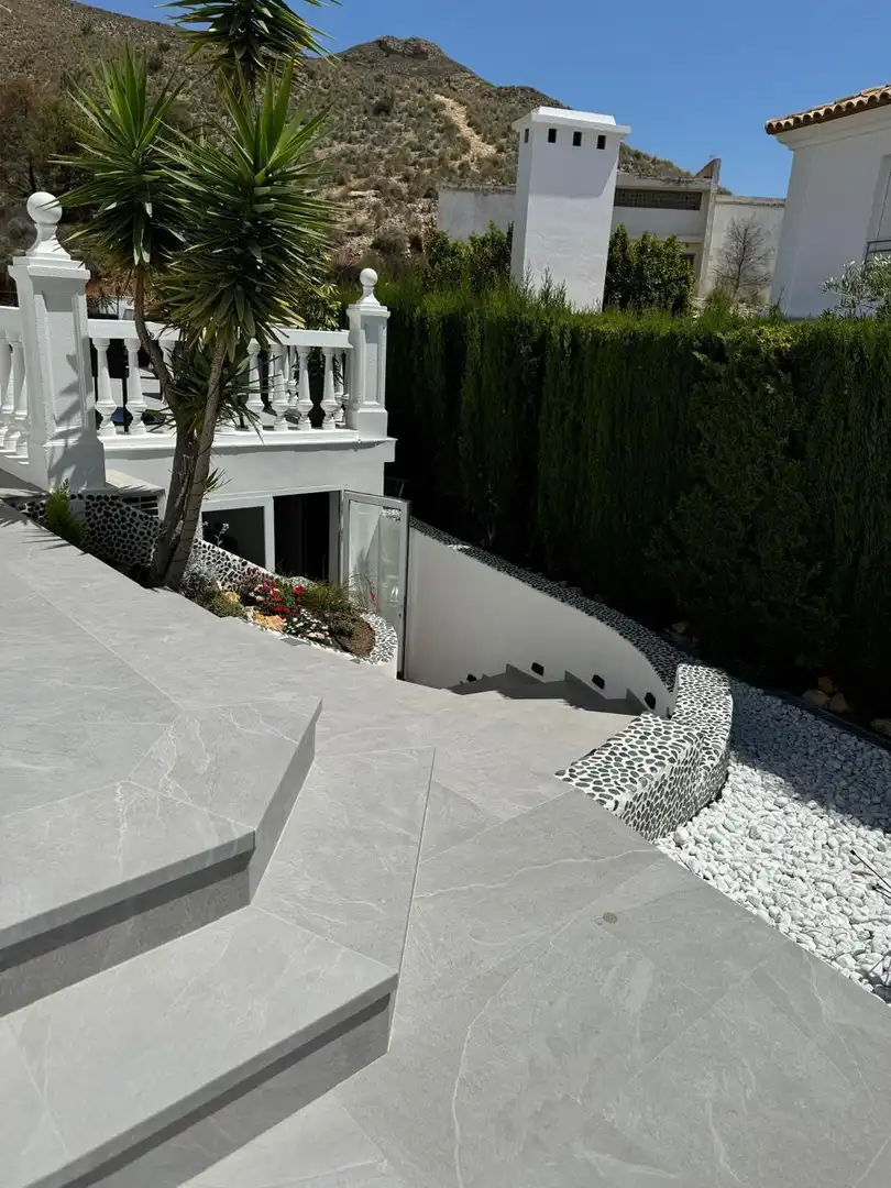 Villa mit Terrasse zum Verkauf in Golf Bahía, imagen 25