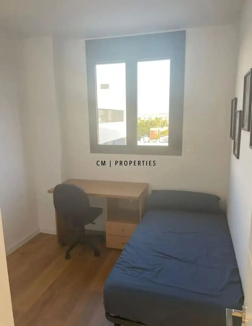 Habitación de Ático de alquiler en Valencia con Aire acondicionado, Calefacción y Terraza