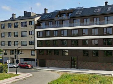Neubau-Wohnung mit Balkon zum Verkauf in Rúa Reis Magos 23