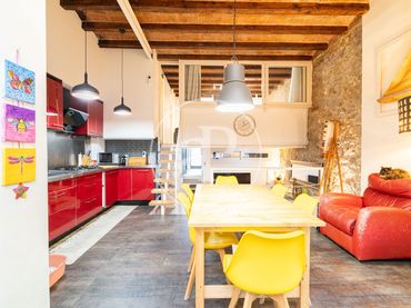Appartamento con giardino in vendita a Carrer dels Pellaires