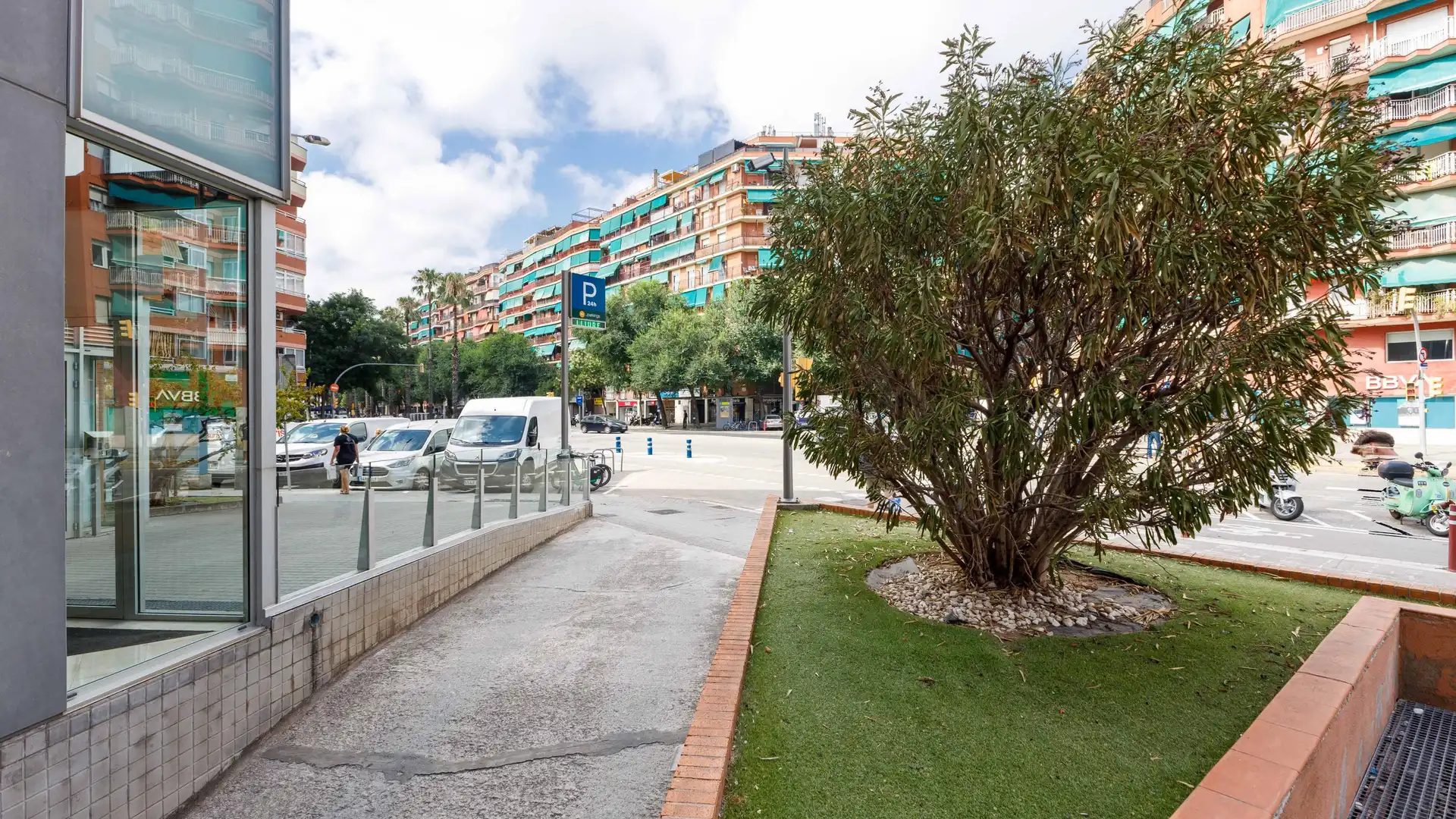 Vista exterior de Garaje de alquiler en Barcelona
