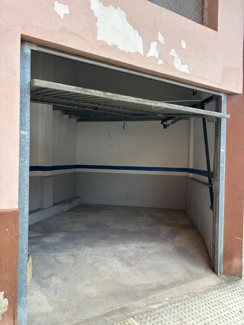 Individuel à vendre à Casc Urbà