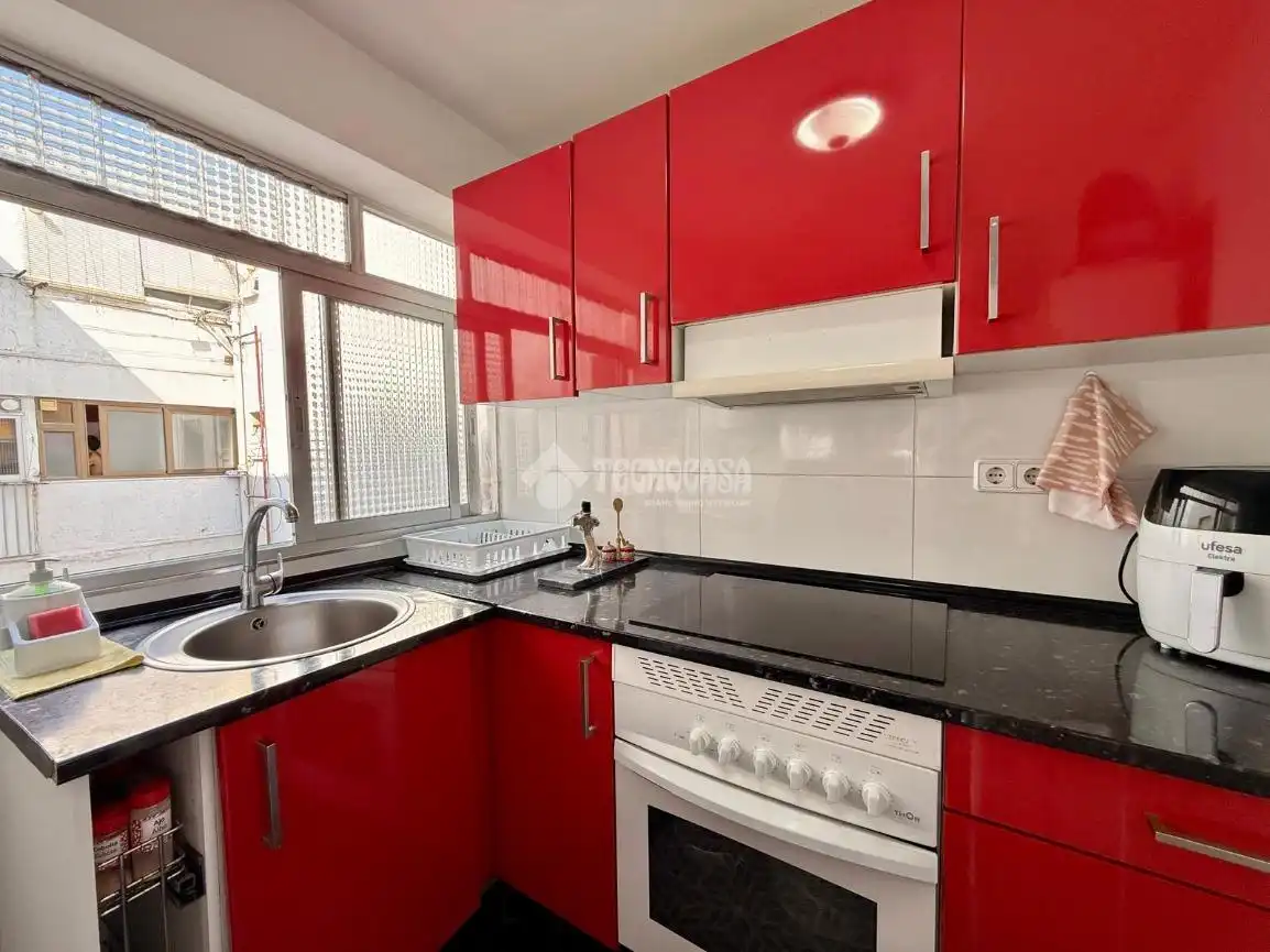Cocina de Piso en venta en Madrid con Calefacción