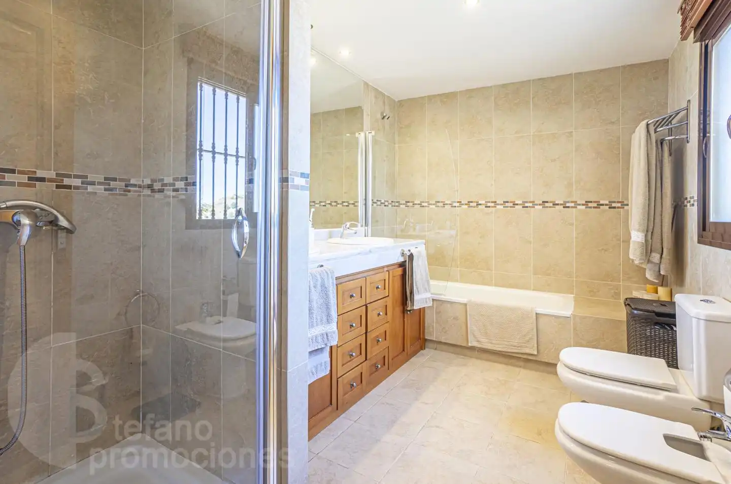 Baño de Casa adosada en venta en Málaga con Aire acondicionado, Jardín privado y Parquet
