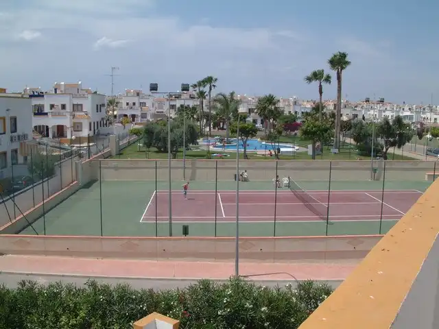 Piscina de Apartament en venda en Orihuela amb Piscina i Moblat