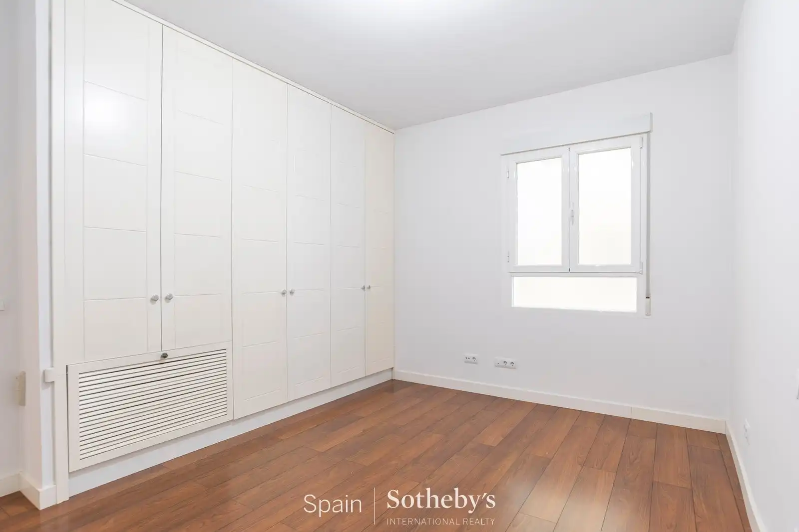 Schlafzimmer von Wohnungen zur Miete in Madrid mit Klimaanlage, Heizung und Haustiere erlaubt