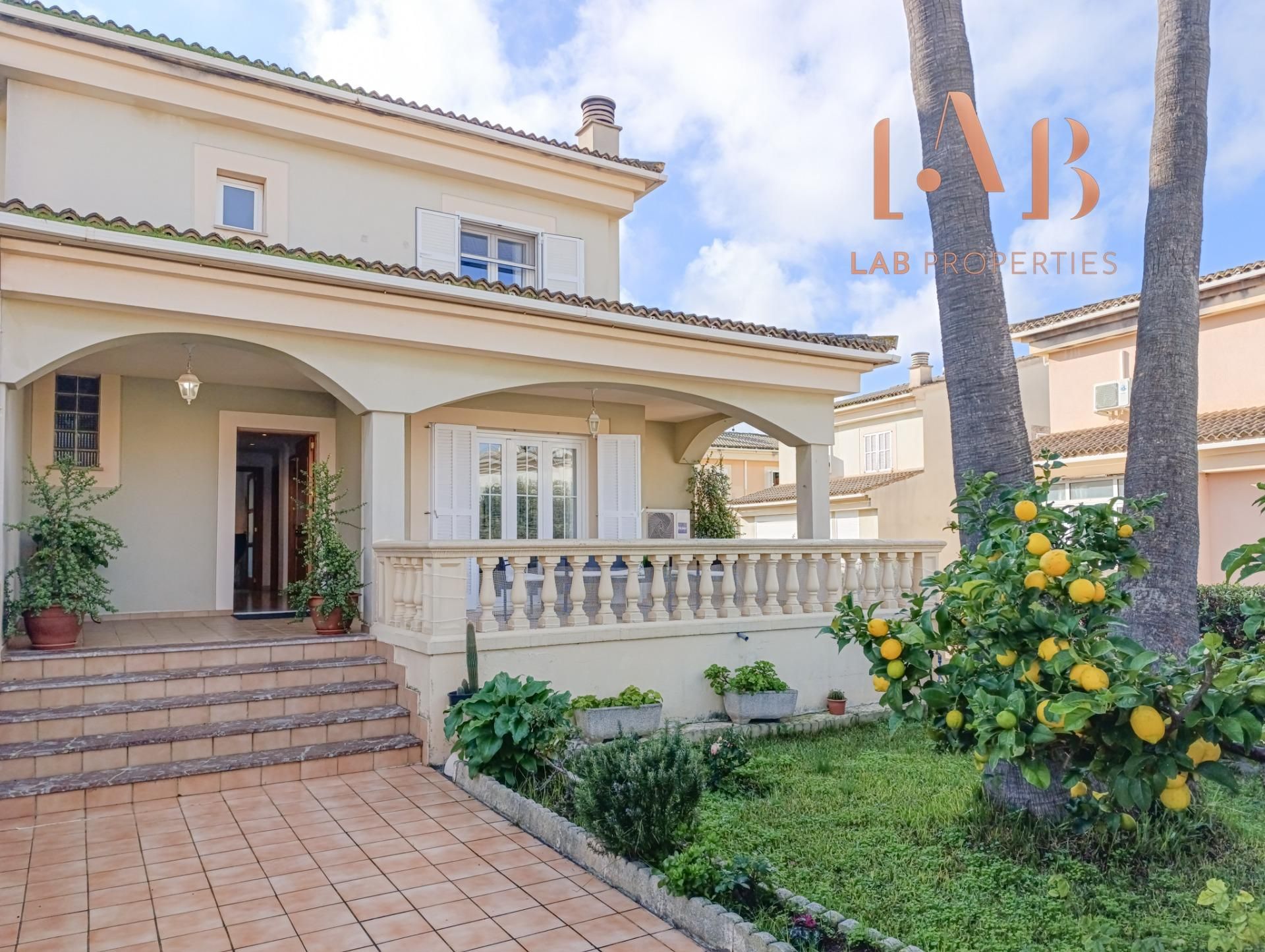 Exterior view of Single-family semi-detached for sale in Inca  with Air Conditioner, Private garden and Terrace