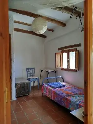 Dormitori de Finca rústica en venda en Alpujarra de la Sierra amb Calefacció, Jardí privat i Moblat