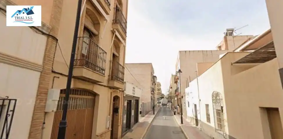 Local comercial en venda a Calle de los Hileros