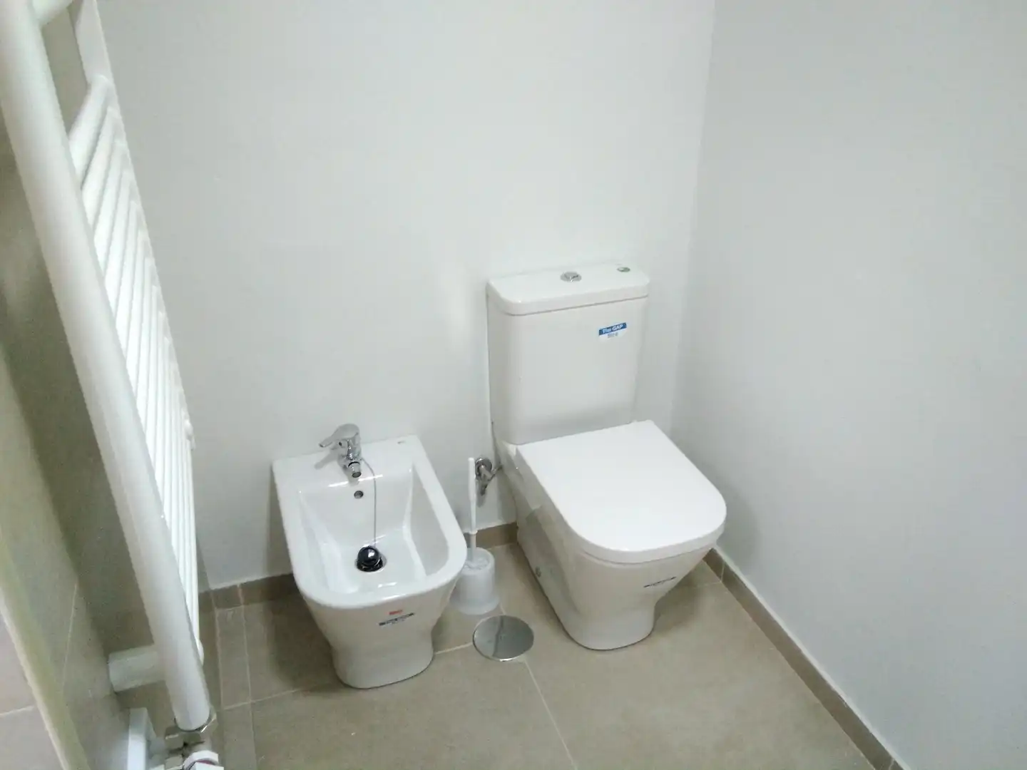Badezimmer von Wohnung zum Verkauf in Vigo  mit Heizung