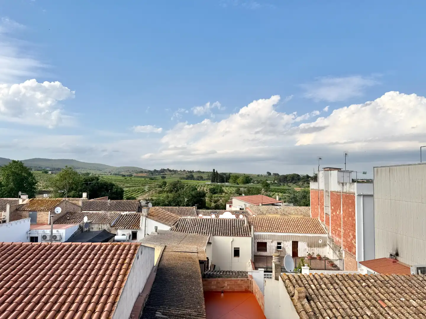 Exterior view of Flat for sale in Castellví de la Marca  with Air Conditioner, Furnished and Balcony