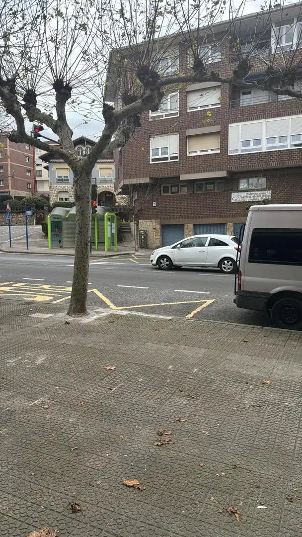 Parkplatz von Geschaftsraum zum Verkauf in Sopela