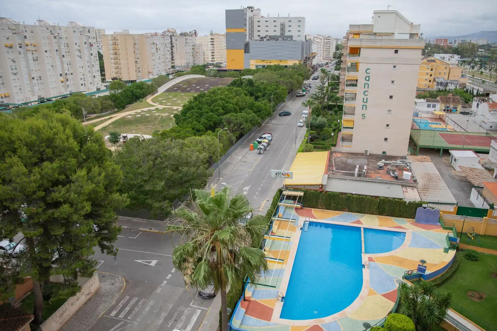 Vista exterior de Apartamento en venta en Gandia con Piscina comunitaria