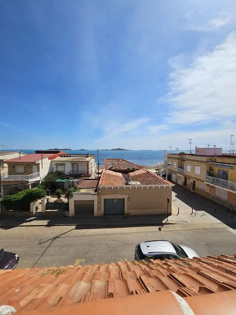 Vista exterior de Casa o xalet de lloguer en Cartagena amb Jardí privat, Moblat i Forn
