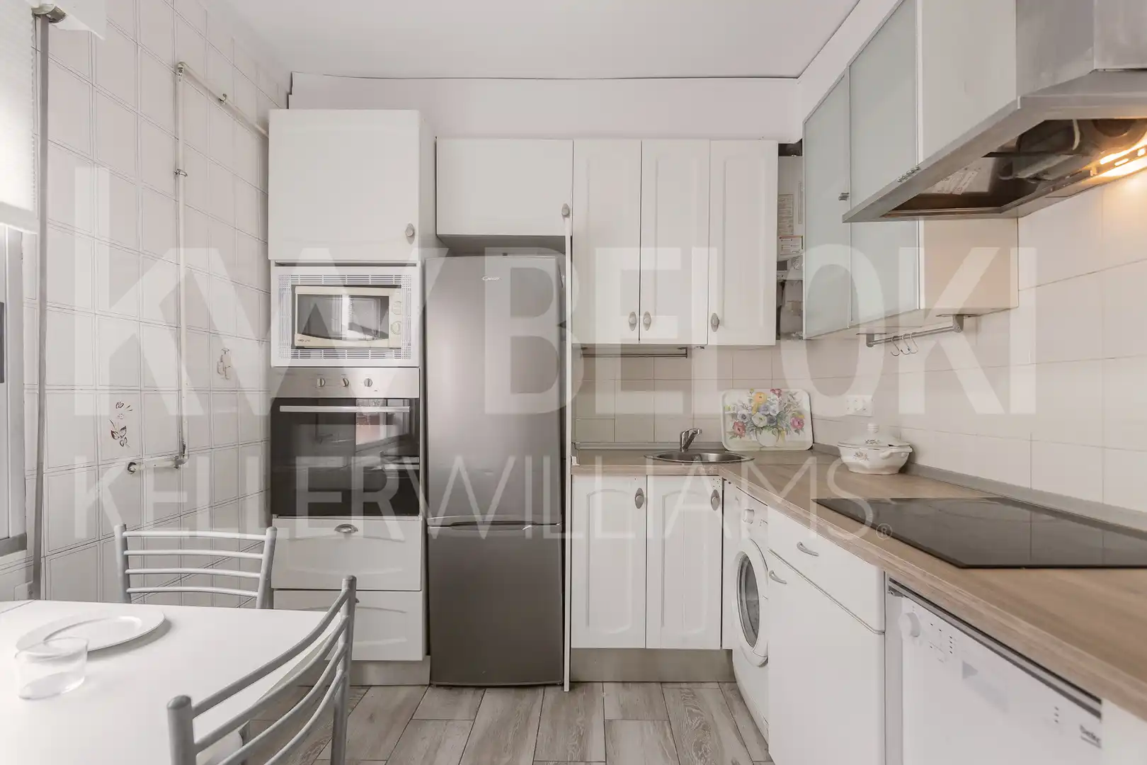 Cocina de Piso en venta en  Pamplona / Iruña con Calefacción y Balcón