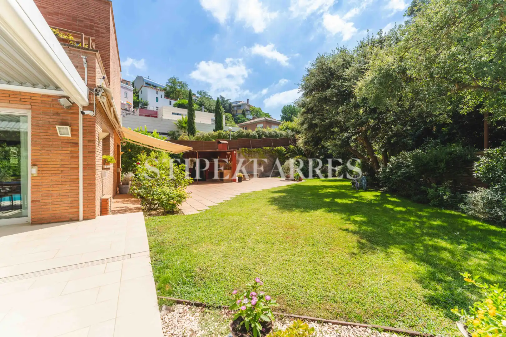 Garten von Haus oder Chalet zum Verkauf in Barcelona mit Klimaanlage, Heizung und Privatgarten