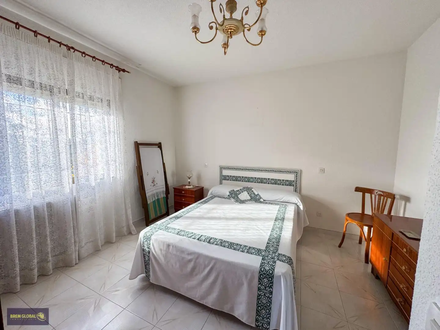 Dormitori de Casa o xalet en venda en El Berrueco amb Calefacció, Terrassa i Traster