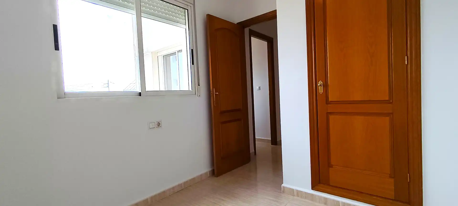Flat for sale in Alicante / Alacant  with Balcony and Community pool