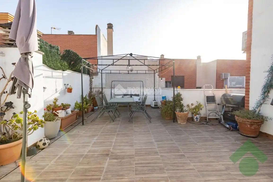 Terrassa de Pis en venda en Albolote amb Terrassa