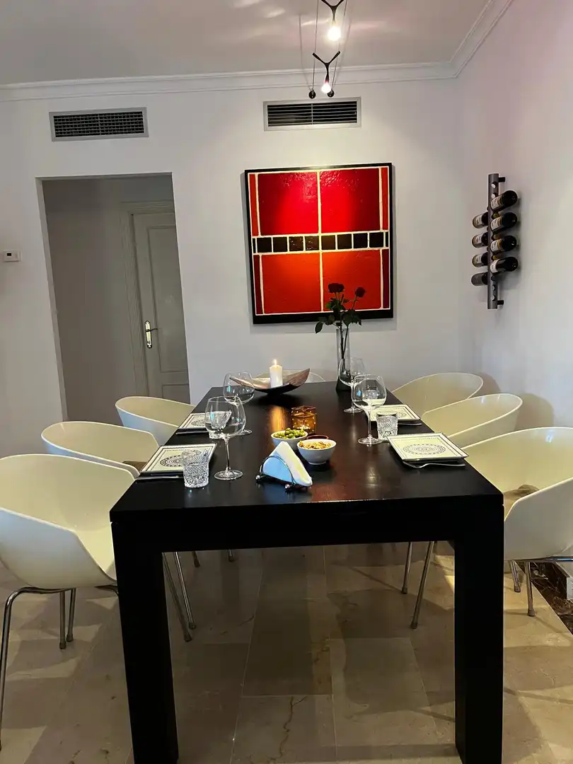 Apartamento con piscina en venta en Estepona Pueblo, imagen 4