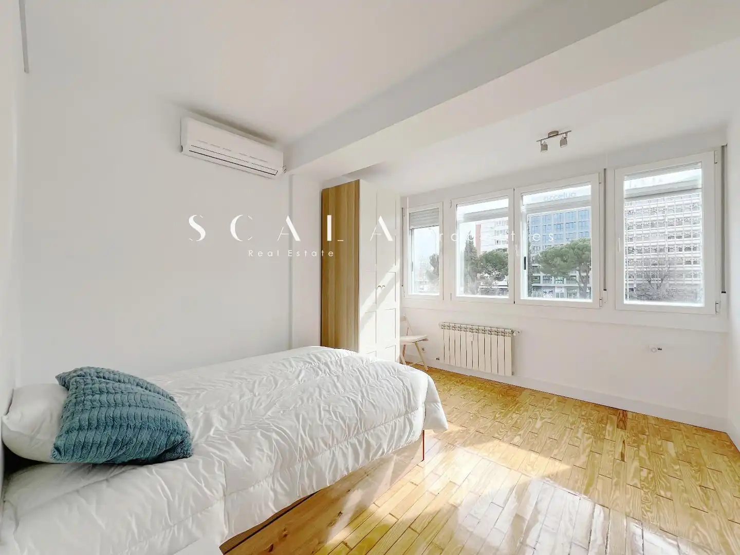 Habitación de Piso de alquiler en Madrid con Aire acondicionado, Calefacción y Amueblado