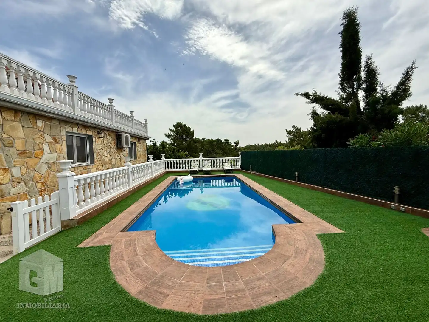 Piscina de Casa o xalet en venda en Cadalso de los Vidrios amb Aire condicionat, Calefacció i Jardí privat