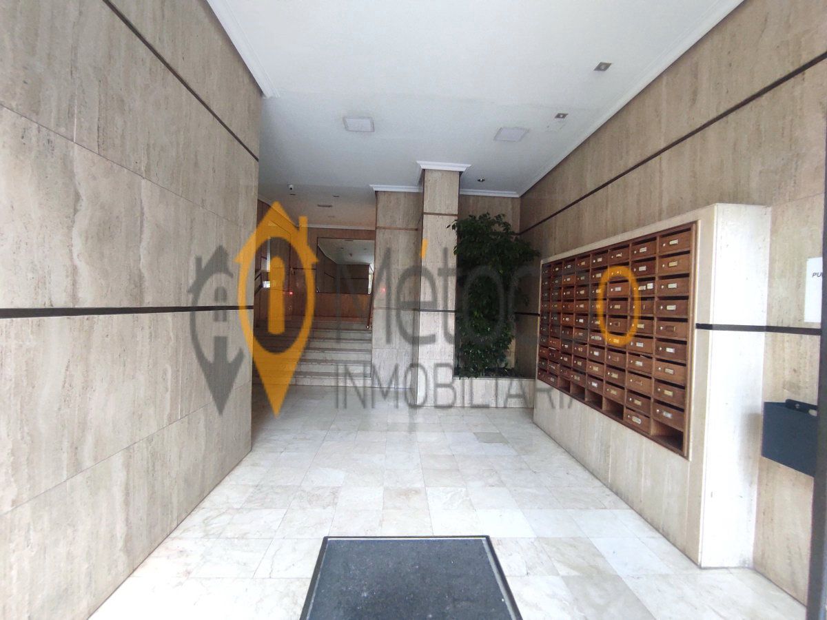 Flat for sale in  Sevilla Capital  with Balcony