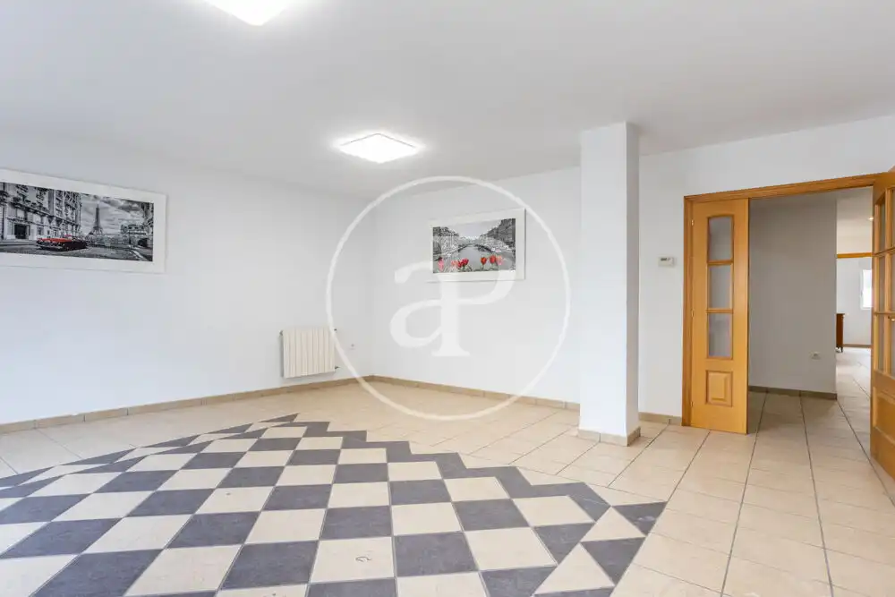 Wohnung zum Verkauf in Onda mit Heizung, Abstellraum und Balkon