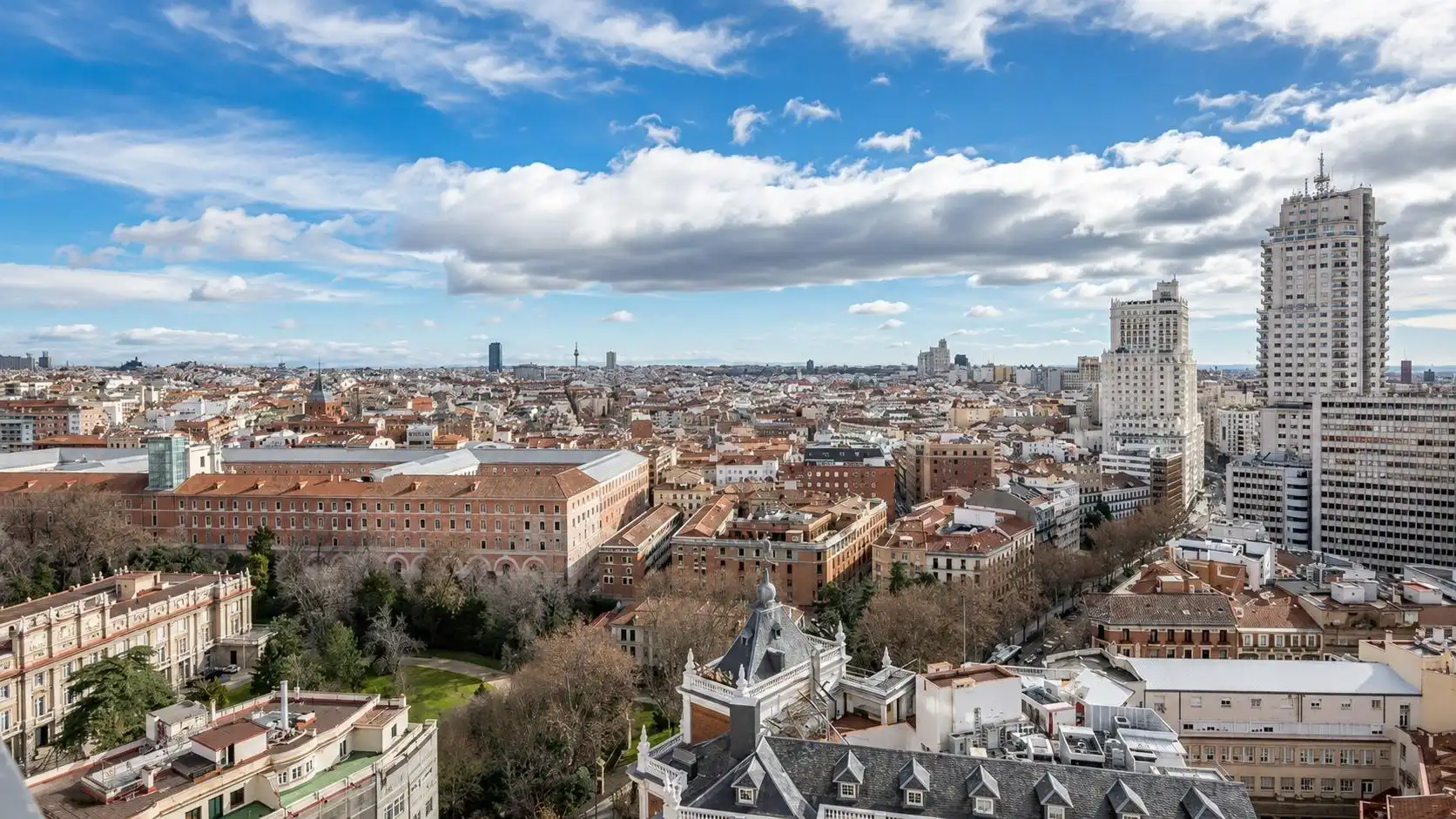 Vista exterior de Apartamento en venta en Madrid con Calefacción