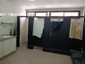 Baño de Nave industrial en venta en Leganés con Calefacción y Alarma