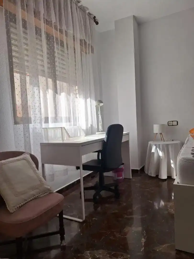 Habitación de Piso de alquiler en Zaidín