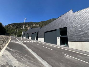 Industrial building for sale in Calle Carretera d´Erts